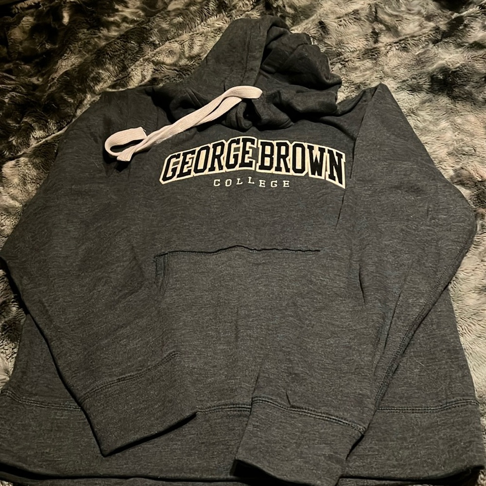 Mens Medium George Brown tackle twill embroidered hoodie